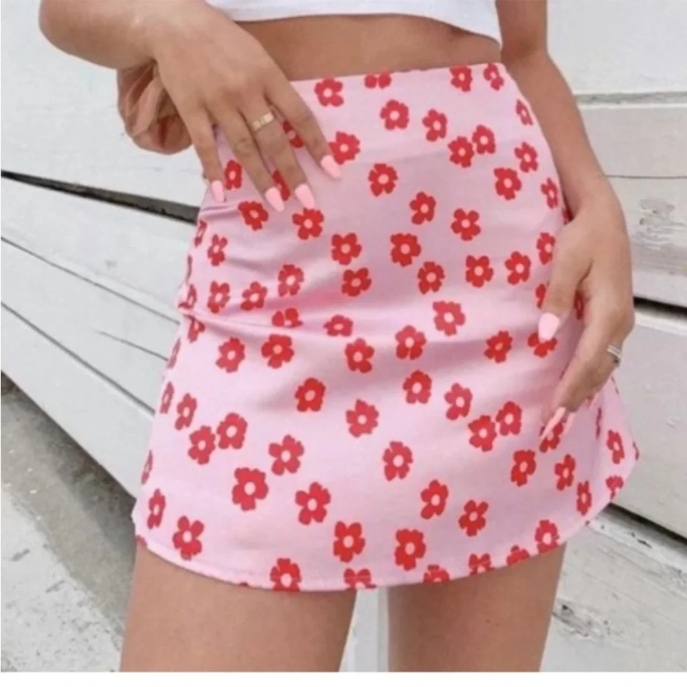 SHEIN mini skirt pink red retro floral dopamine small